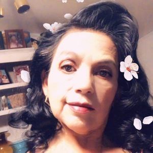 Meet your Posher, Sandra